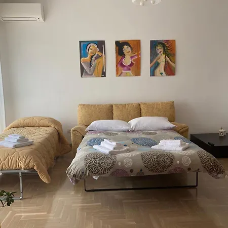 Olivia E Teti 아파트 산테라모 인 콜레